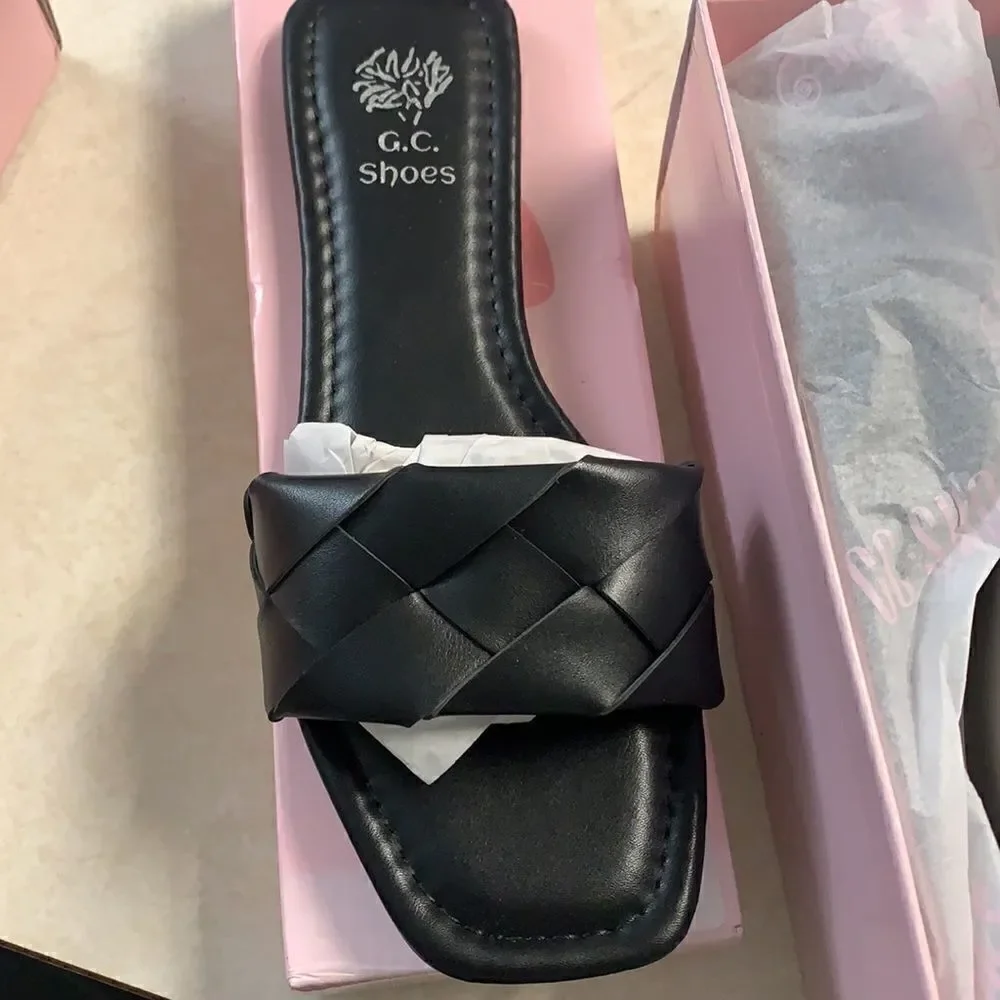 GC Shoes Womens Claudine Flat Sandals